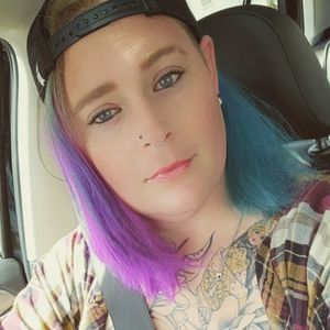 Meet your Posher, Claire